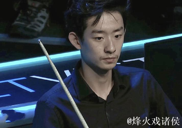 吴宜泽6-0零封霍金斯 强势挺进斯诺克国锦赛四强