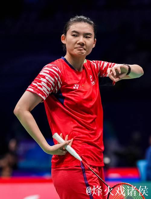 中国羽毛球大师赛:陈雨菲1-2不敌韩悦无缘半决赛 中国羽毛球大师赛:陈雨菲1-2不敌韩悦无缘半决赛